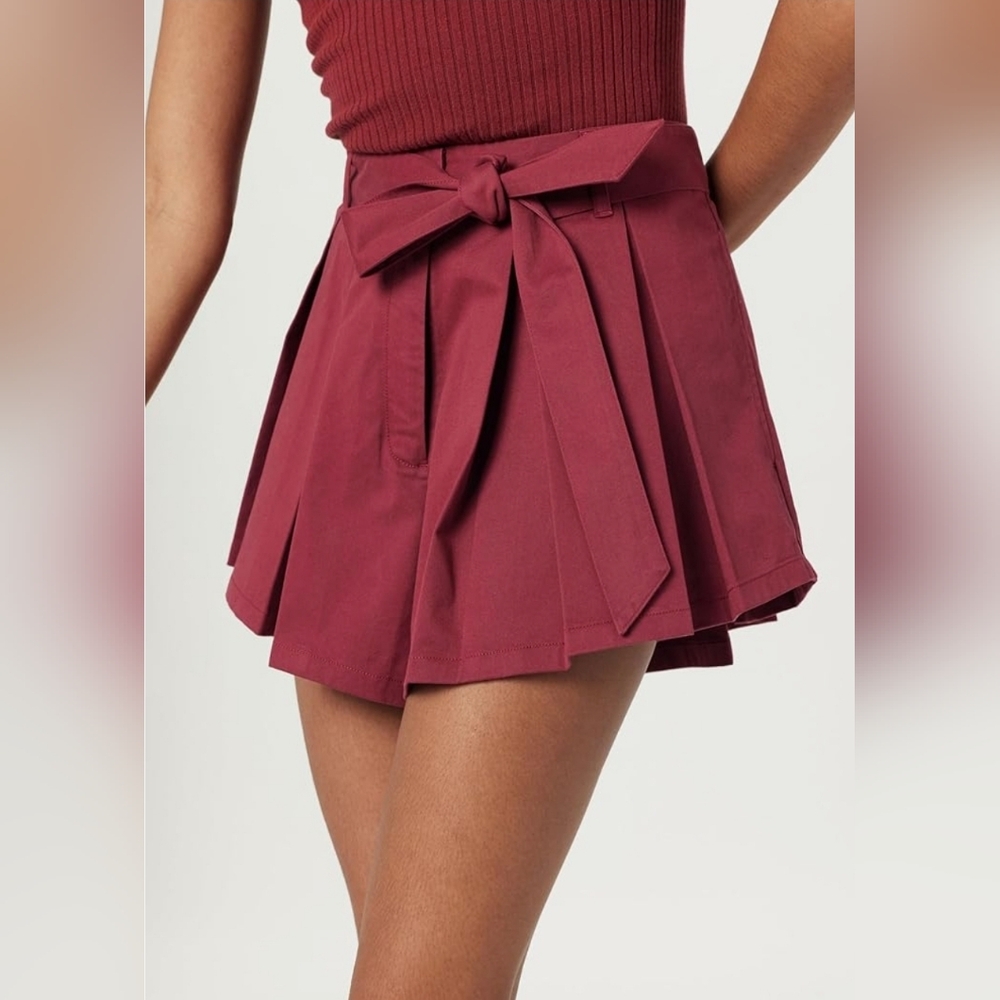 Tibetan Red Box-Pleated Shorts by @takkunda NWT